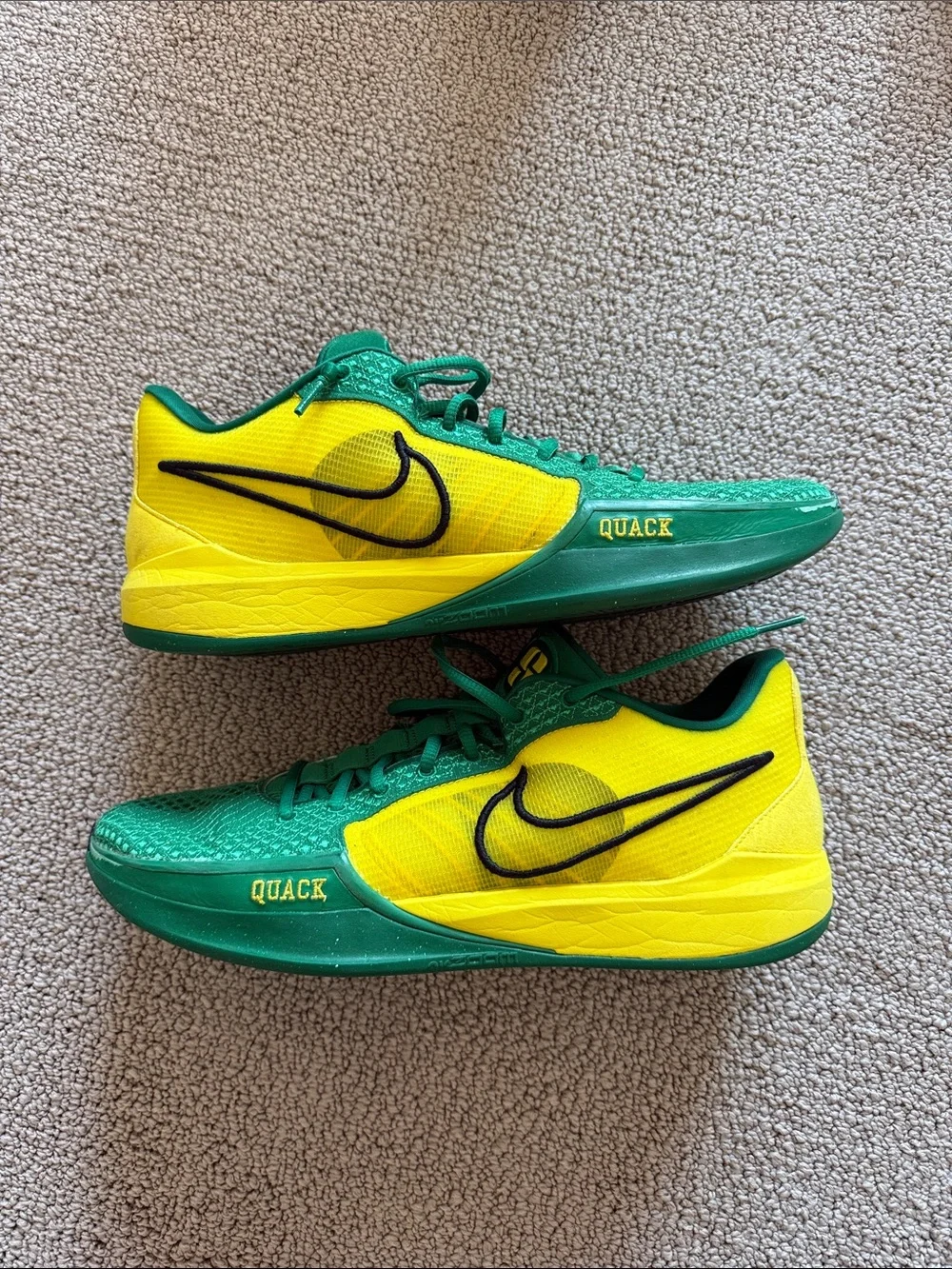 Nike Sabrina 1’s Oregon Ducks woman’s/mens Basketball Shoes